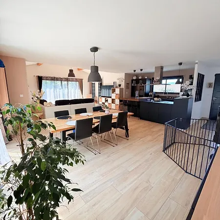 Villa Maison Avec Jardin Sur Les Hauteurs De De Larn *
